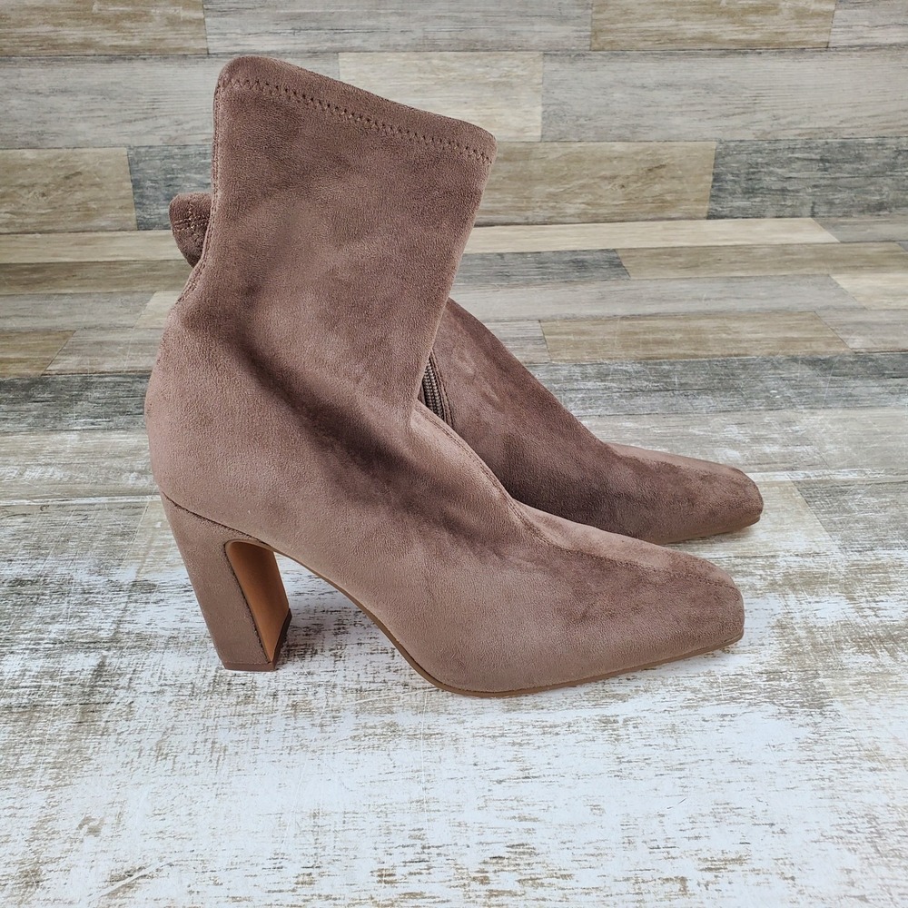 Steve Madden Vinka Womens Booties Sz 9.5 M Taupe Suede Square Toe Block Heel